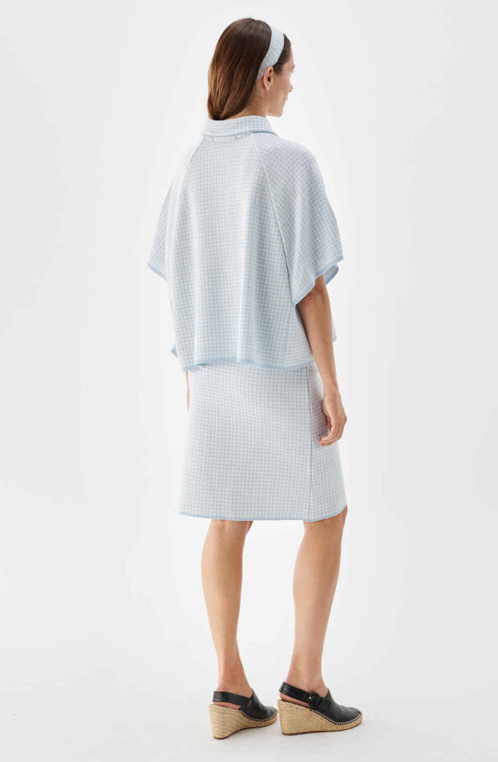 Amelie kort rutig cape ljusblå