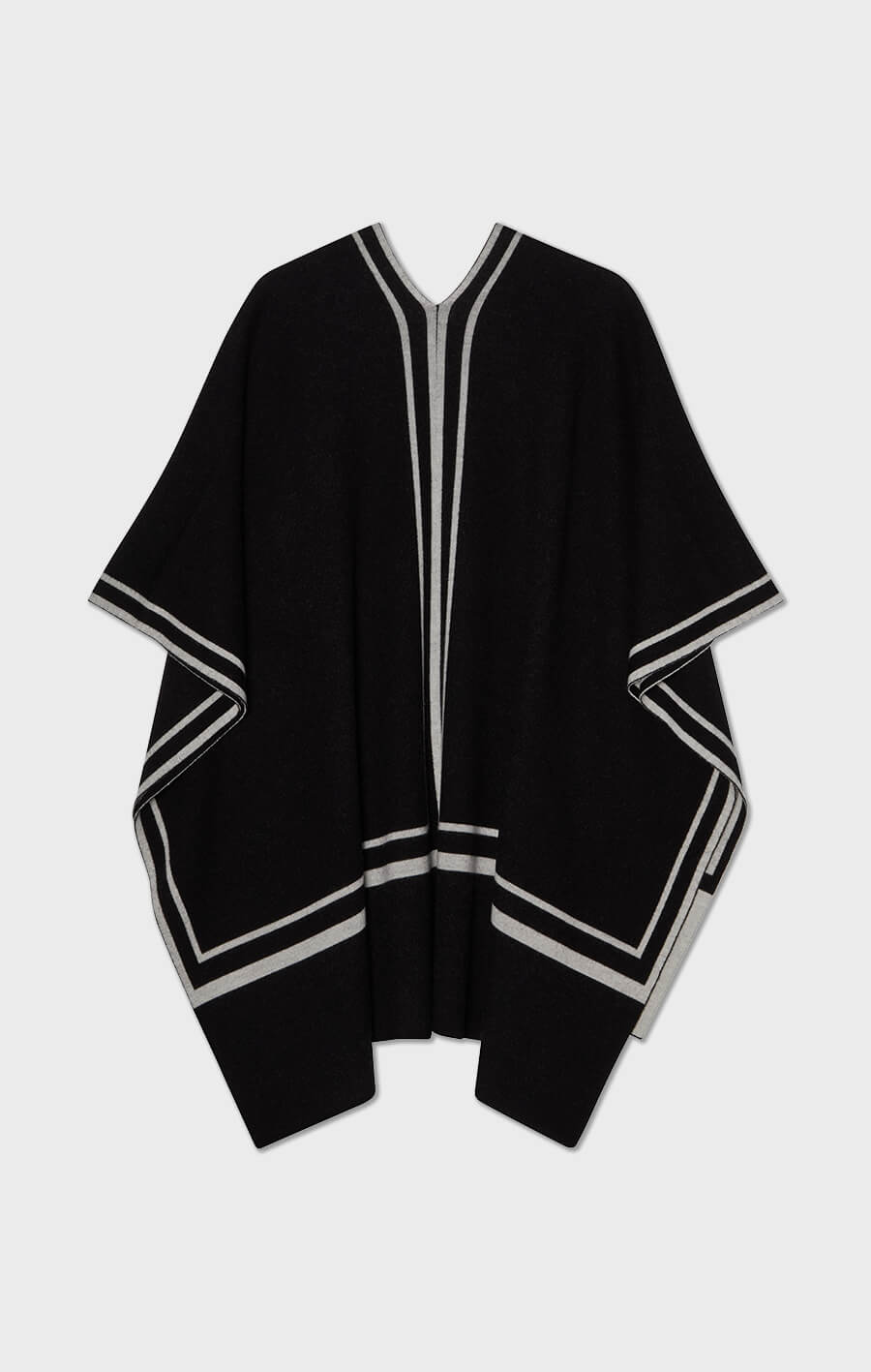 Garbo Poncho Black/Ecru