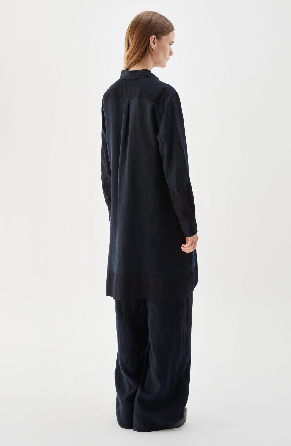 Raven linneklänning mörkblå