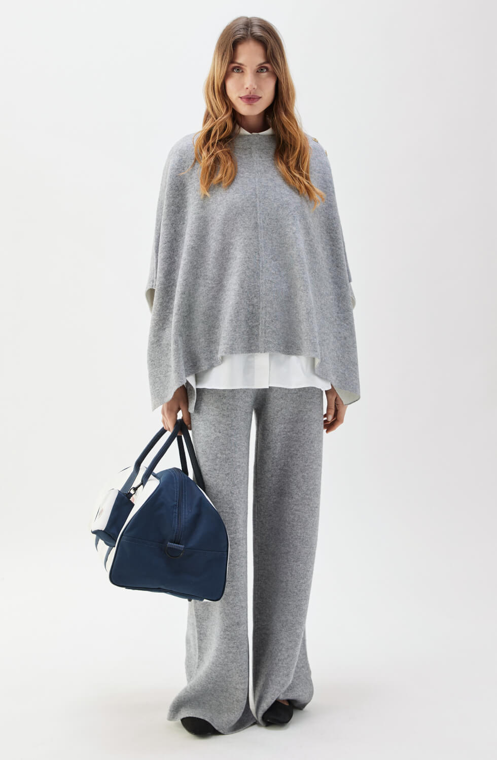 Coco Sweater Poncho Light Grey/Ecru