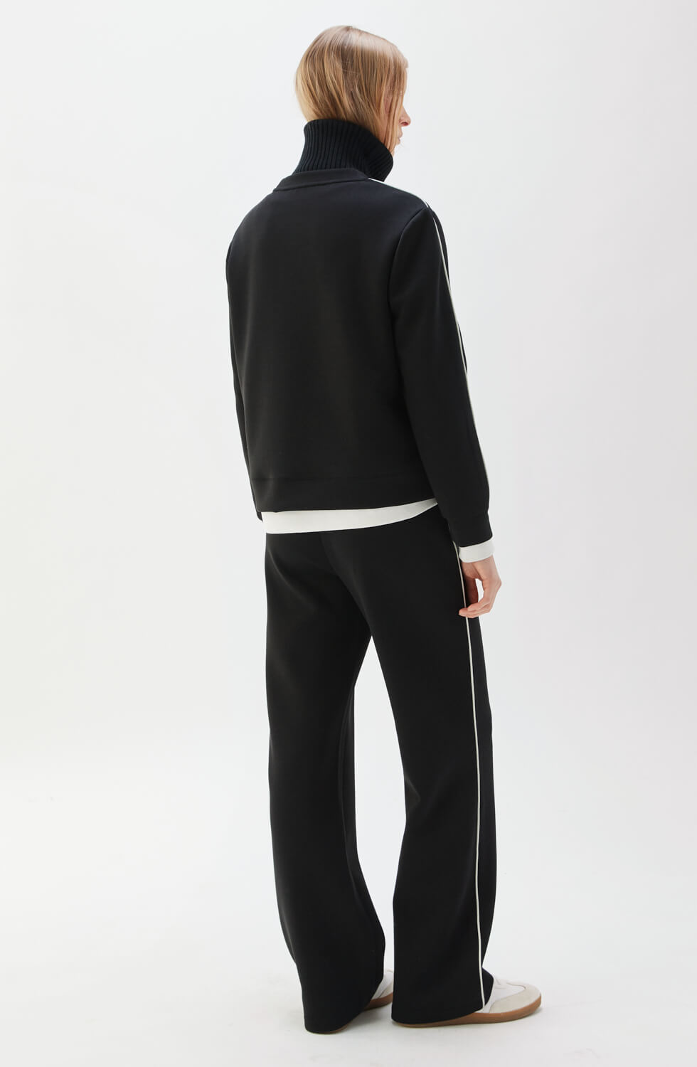 Connie Sweater Black