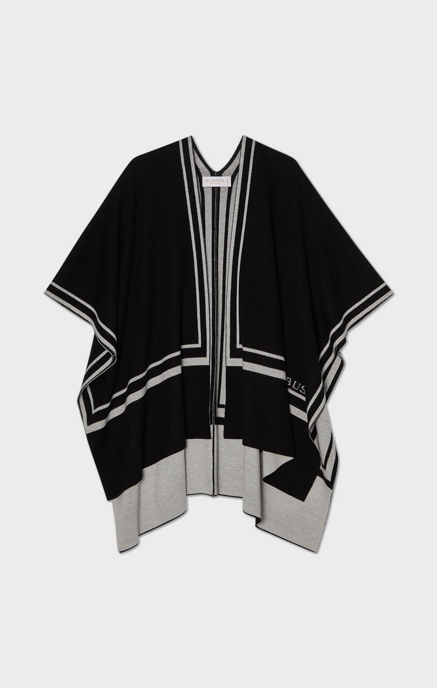 Garbo Poncho Black/Ecru