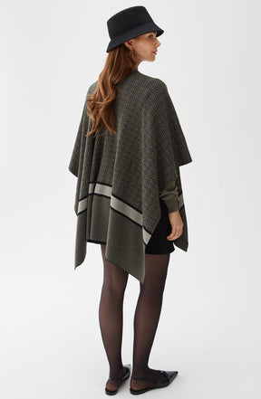 Garnette Poncho Black/Olive