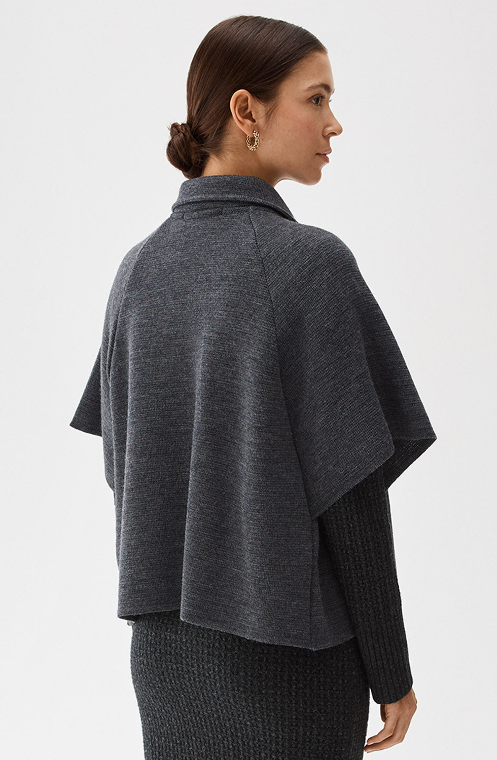 Gertrude Cape Antracite