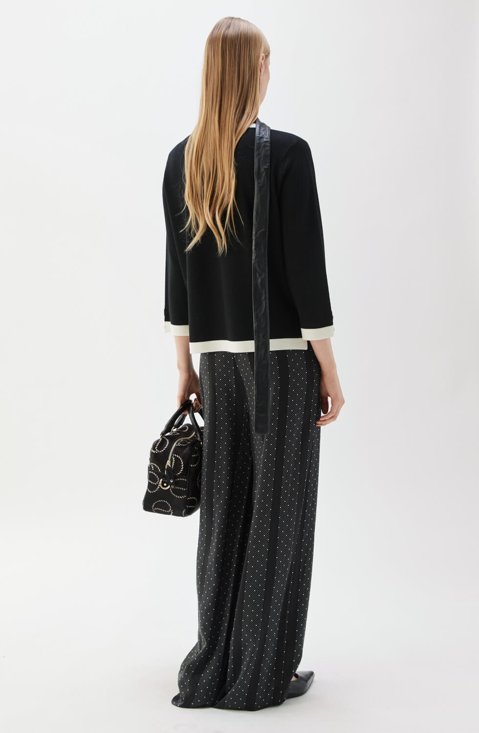 Helen Top Black/Ecru