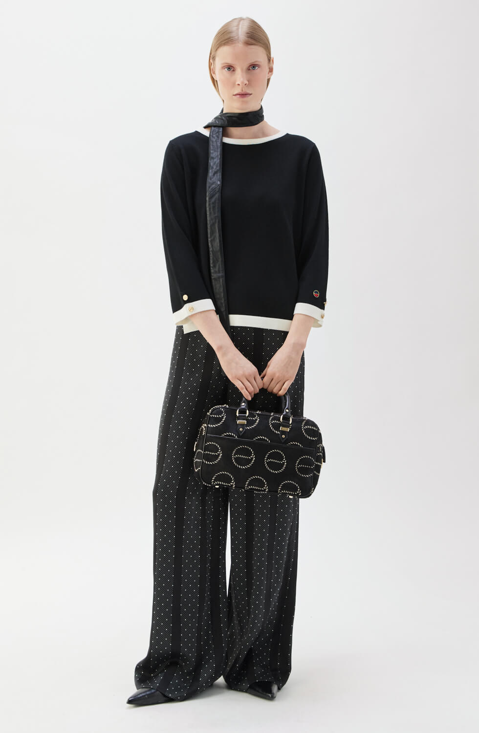 Helen Top Black/Ecru