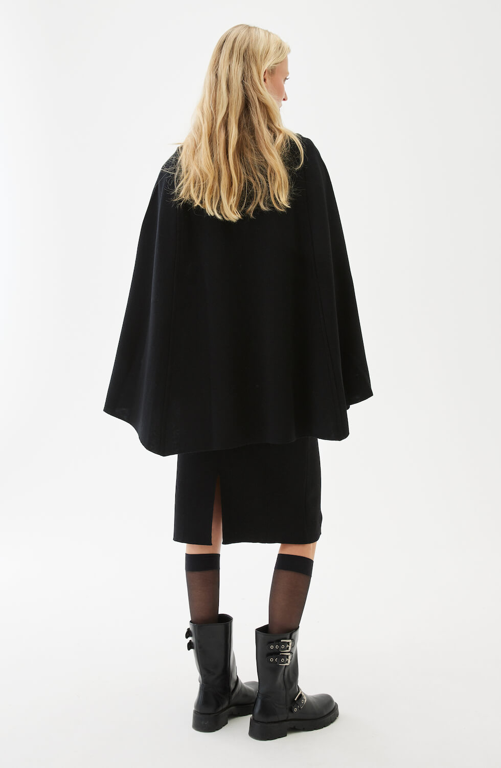 Minou Cape Black