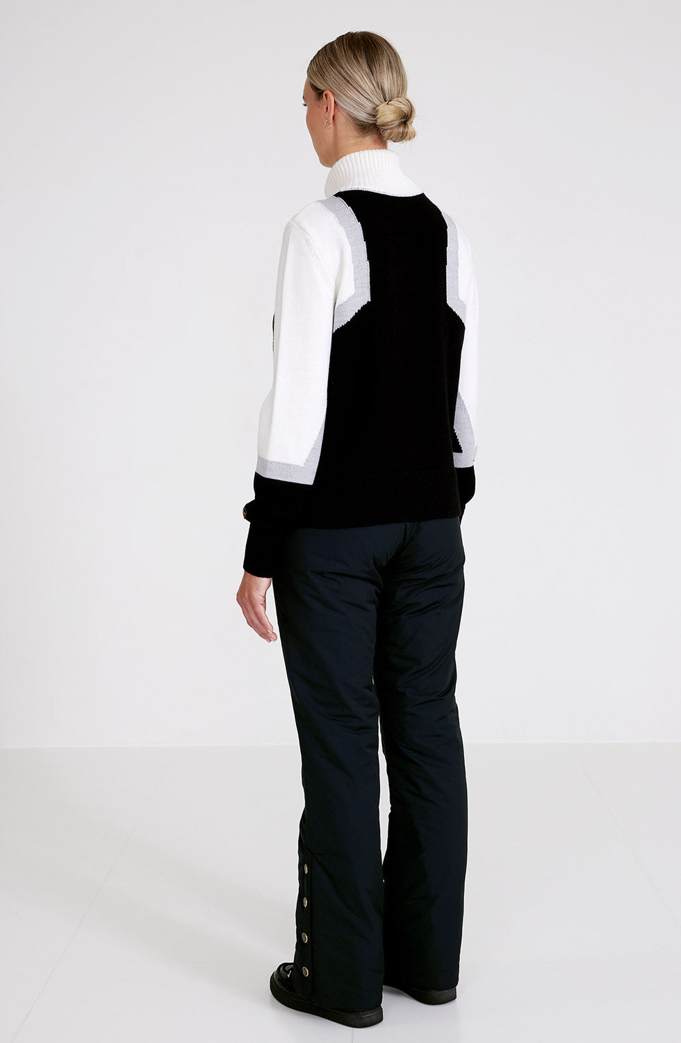 Saffron Sweater Black Mix