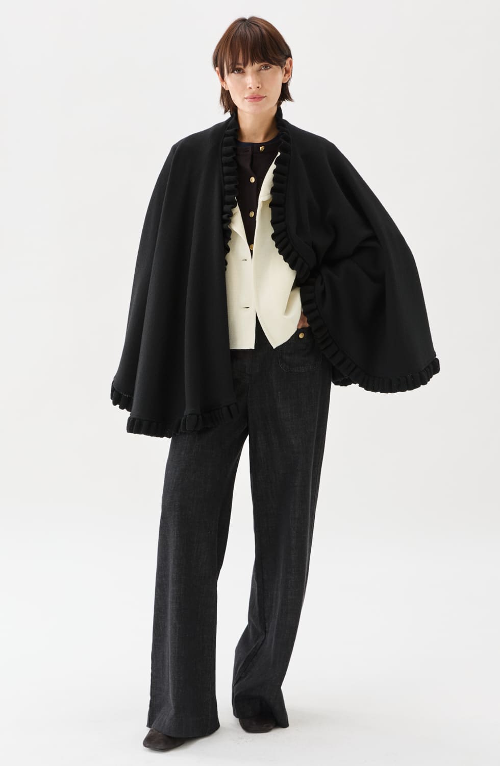 Silvia Knitted Cape Black