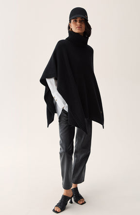 Blenda Poncho Black
